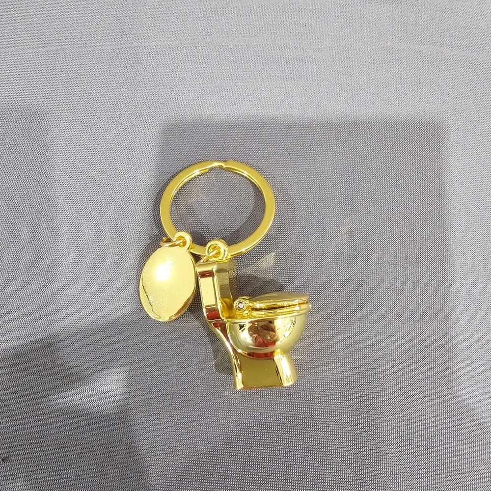 New Gold Tone Miniature Toilet Keychain Novelty Gag Gift with Functional Lid
